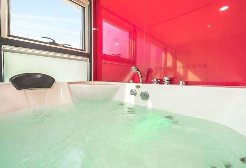 Goseong Theprism Pension