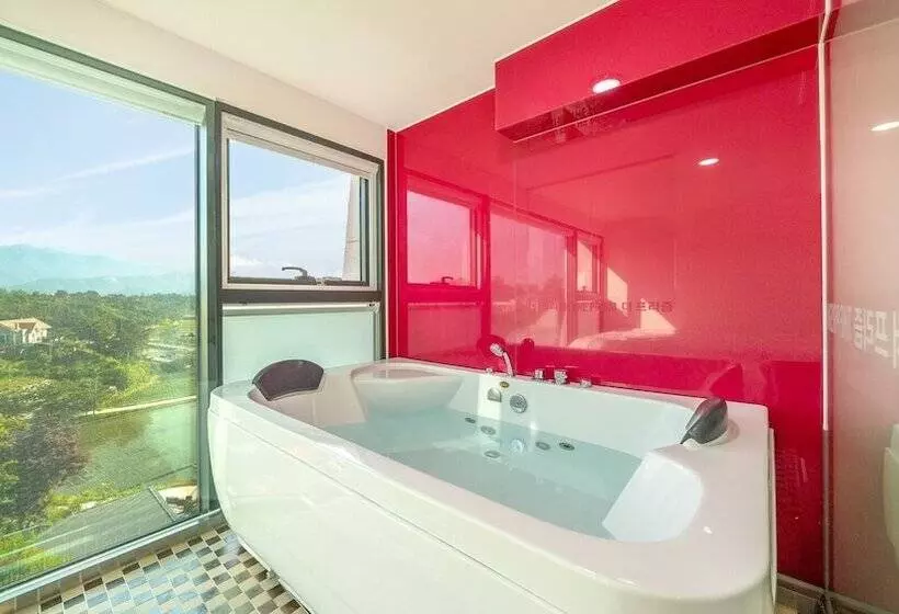 Goseong Theprism Pension