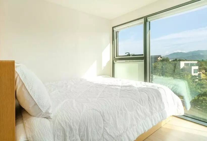 Goseong Theprism Pension