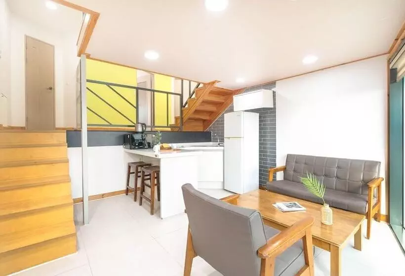 Goseong Theprism Pension