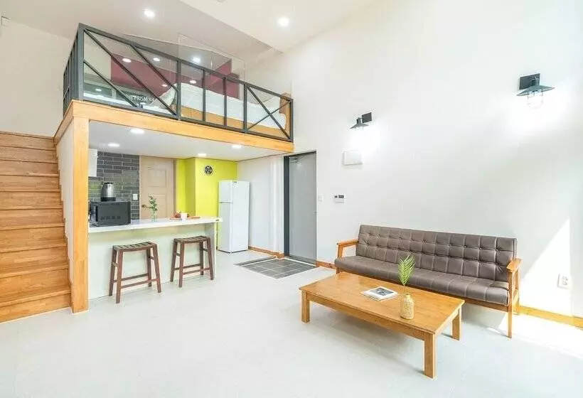 Goseong Theprism Pension