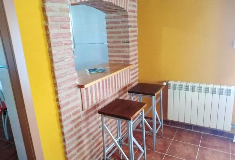 Charming House In Geria With Terrace