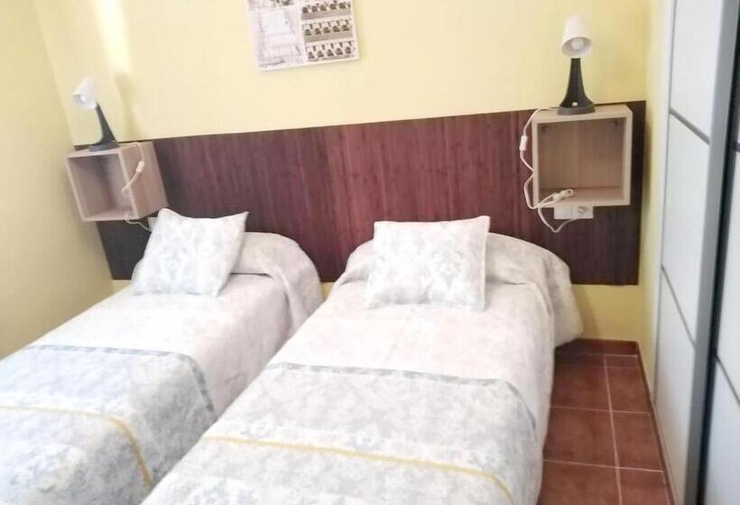 Charming House In Geria With Terrace