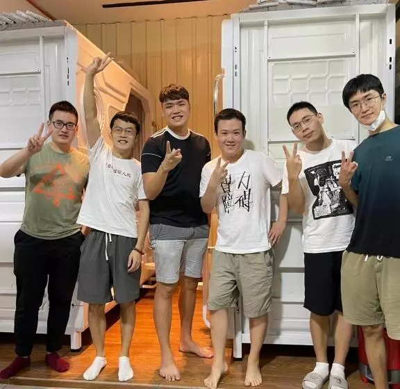 هاستل Spot On 90051 Zzz Sleep Mode Capsule