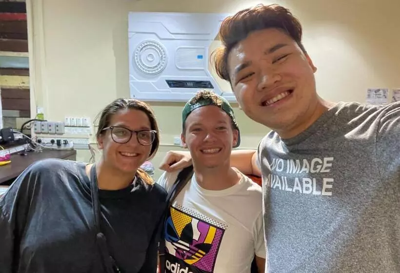 هاستل Spot On 90051 Zzz Sleep Mode Capsule