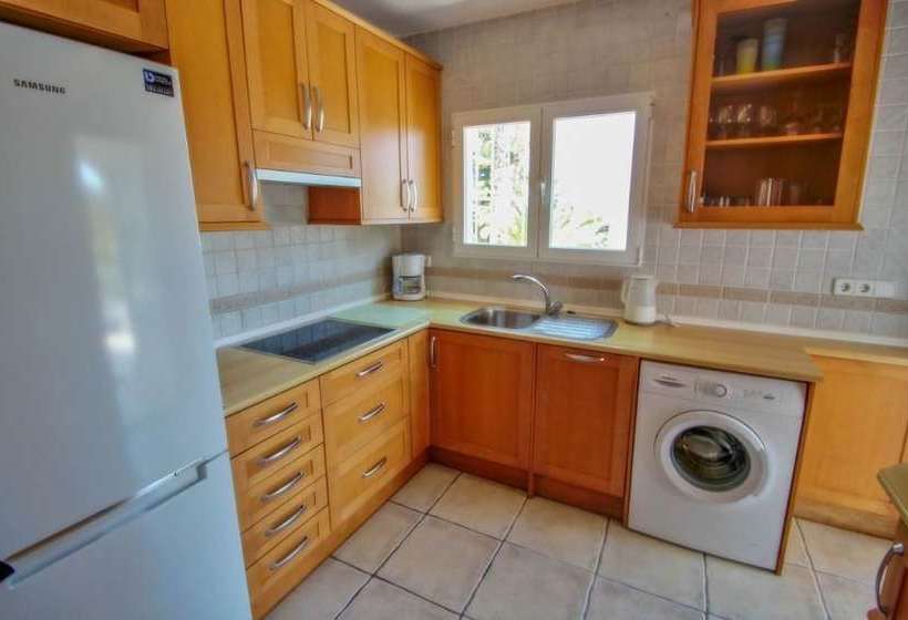 Aldebarán  Costa Blanca Holiday Rental With Private Pool