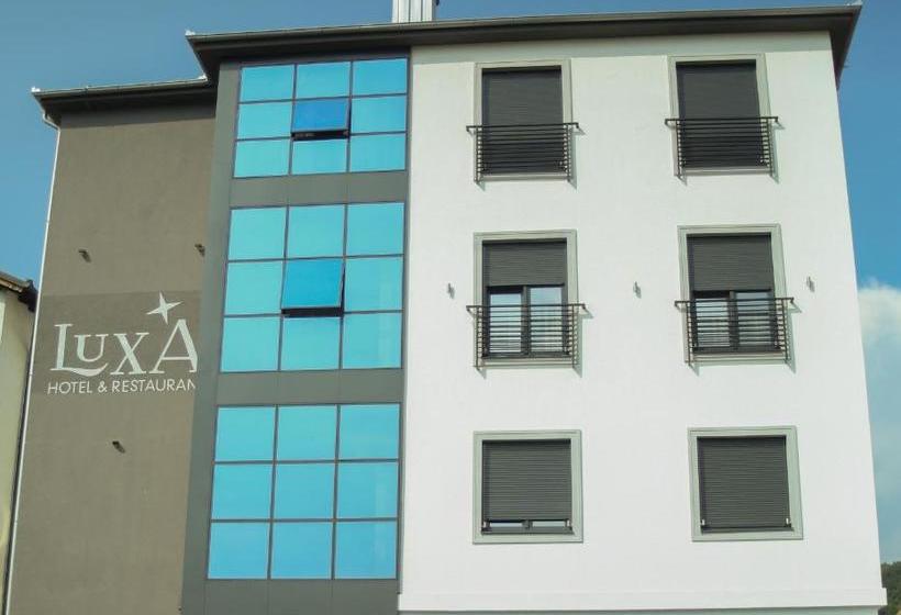 تختخواب و صبحانه Luxa Apartmani