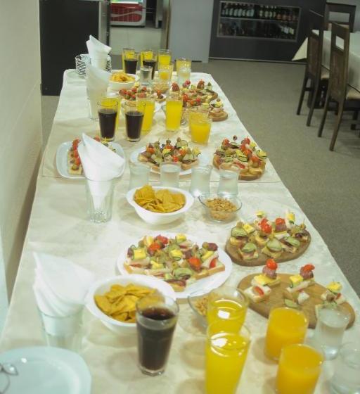 تختخواب و صبحانه Luxa Apartmani