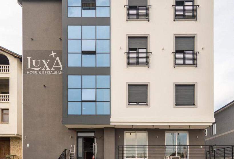 تختخواب و صبحانه Luxa Apartmani