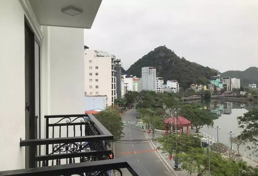 تختخواب و صبحانه Sea Balcony