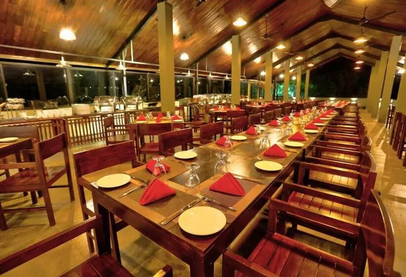 هتل Tropical Life Resort And Spa