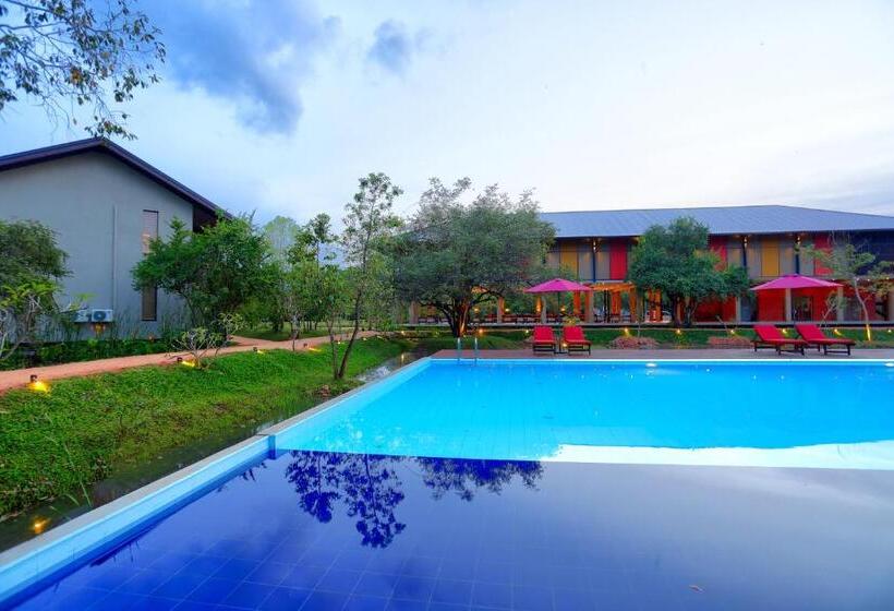 Hotel Tropical Life Resort And Spa