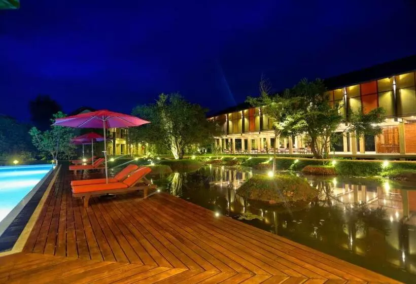 هتل Tropical Life Resort And Spa