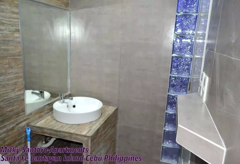 Micky Santoro Apartments