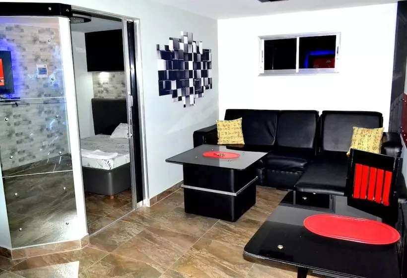 Micky Santoro Apartments