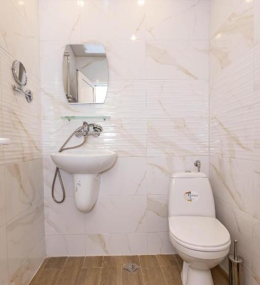 פנסיון Family Hotel Ambrozia