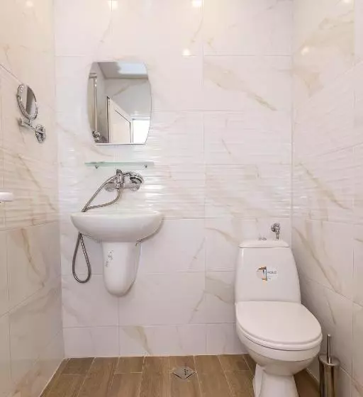 ペンション Family Hotel Ambrozia