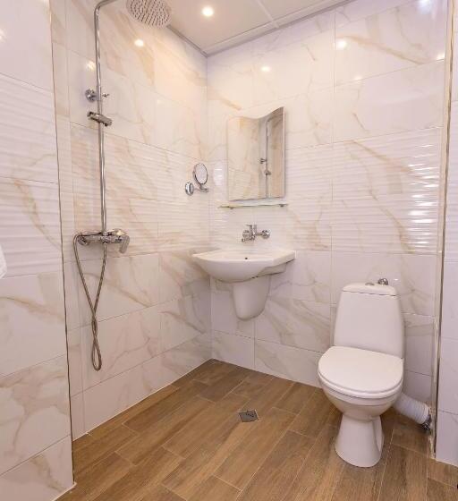 פנסיון Family Hotel Ambrozia