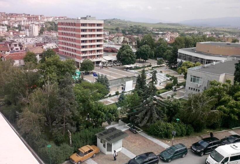 פנסיון Family Hotel Ambrozia