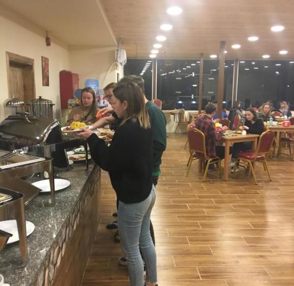 Petra Cabin Inn Hostel&resturant