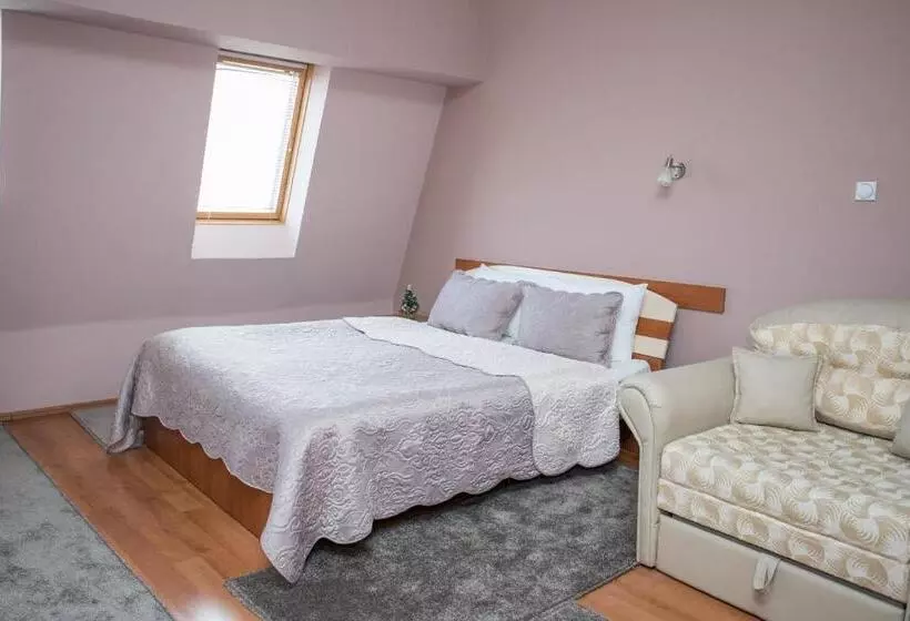 Sin Kom Hotel Garni