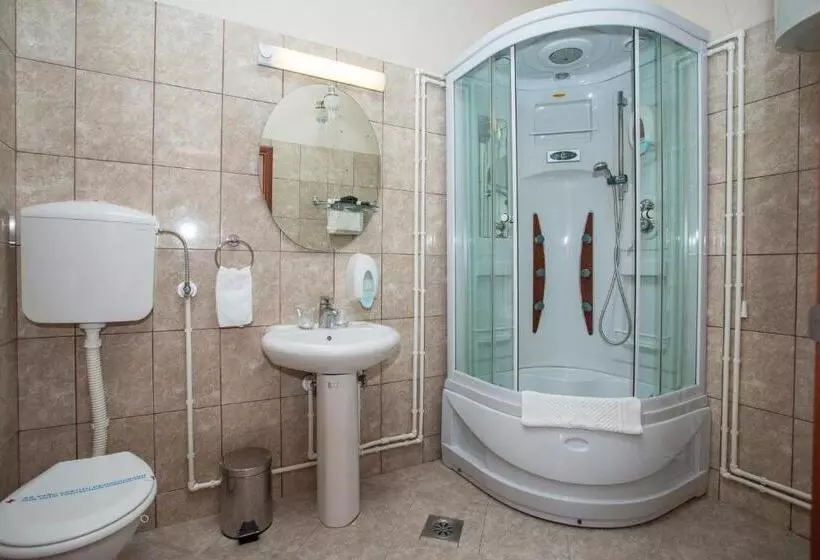 Sin Kom Hotel Garni