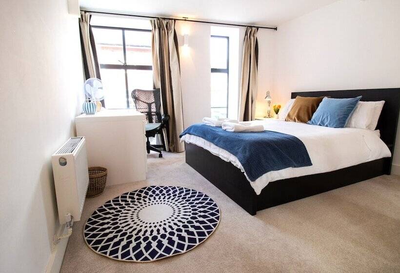 The New52 Oxford By 360stays Bespoke 2 Bed Luxury Apartment In The Heart Of Oxford City Centre Wit
