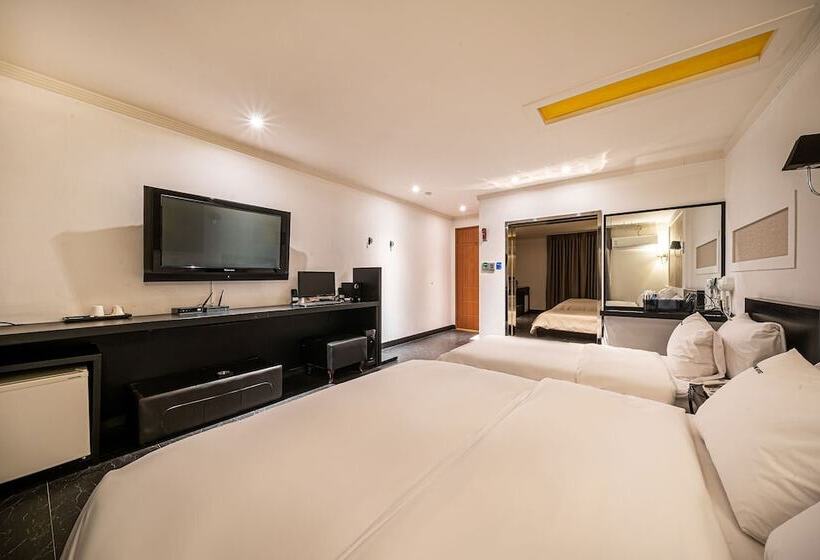 Uijeongbu Hotel The Fine