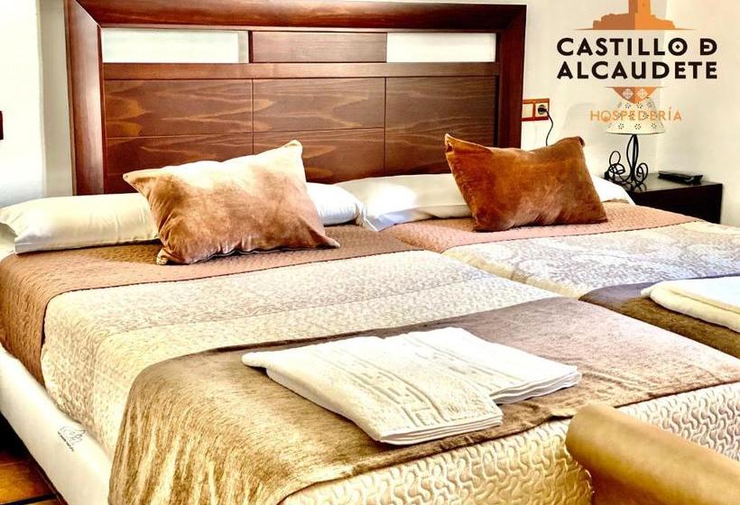 호스텔 Hospedería Castillo De Alcaudete