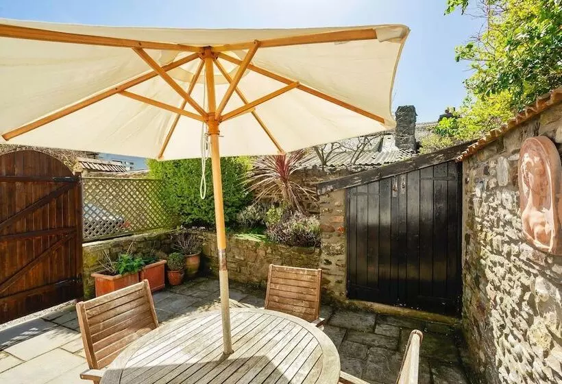 Croyde Victoria Cottage 2 Bedrooms