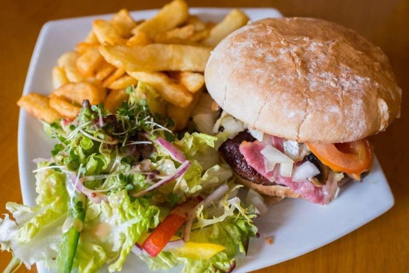 客栈  The Kings Arms