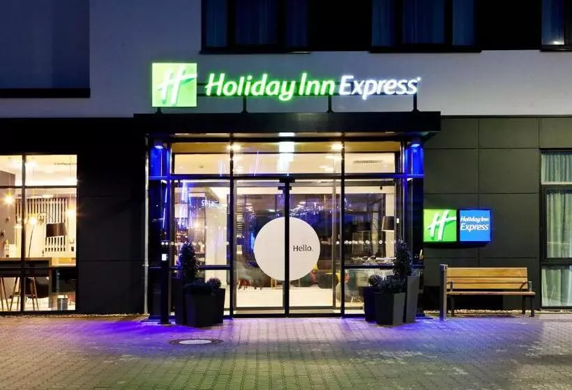Hotelli Holiday Inn Express   Sindelfingen, An Ihg