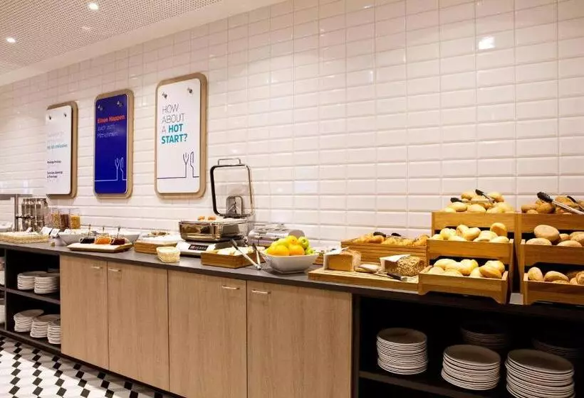 Hotelli Holiday Inn Express   Sindelfingen, An Ihg