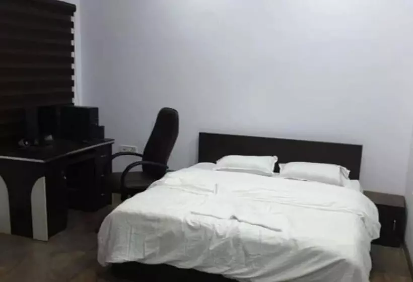 هتل Nisarg Resort