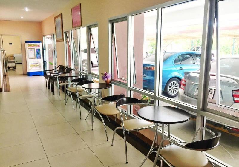 Hotelli The Ascent Apartment