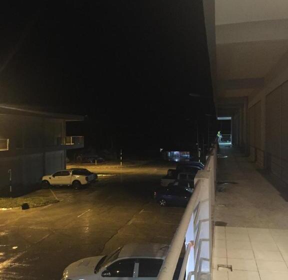 فندق The Second Room