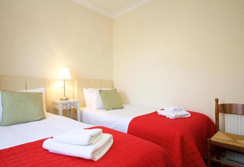 住宿加早餐  Lilybank House