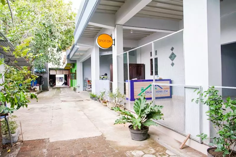 Hotel Spot On 3199 Galaxy House 234 Syariah