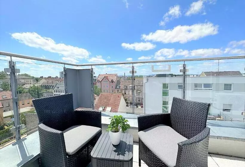 Panorama Penthouse Apartment Mit Klima Und Whirlpool Für Bis Zu 6 Personen