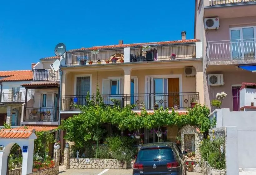 Apartments Vesna