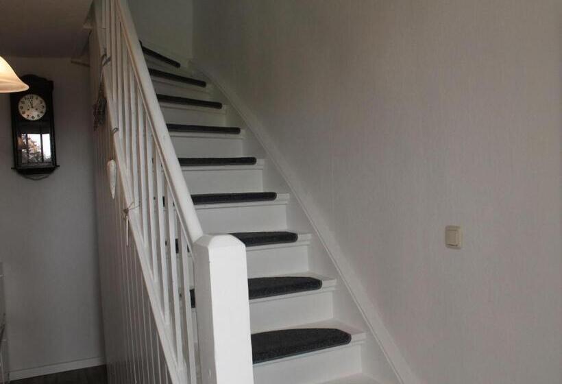 Ansprechende Ferienwohnung Am Hellbach In Neubukow