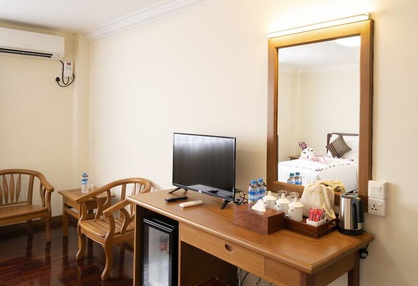 هتل Lin Unity Win