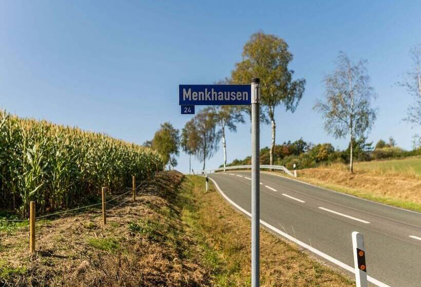 Cosy Apartment In Menkhausen Near The Ski Area