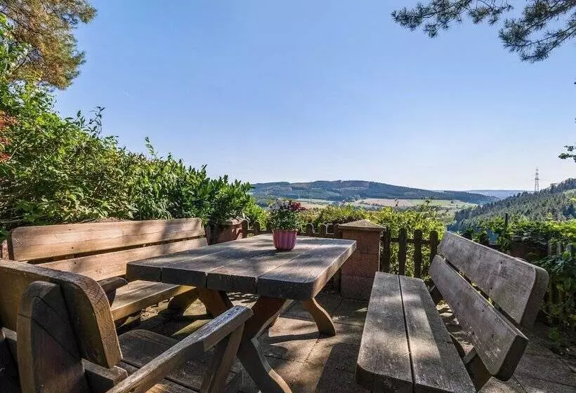 Cosy Apartment In Menkhausen Near The Ski Area