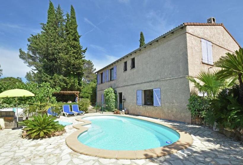 Quiet Villa Near The Beach At Fr Jus