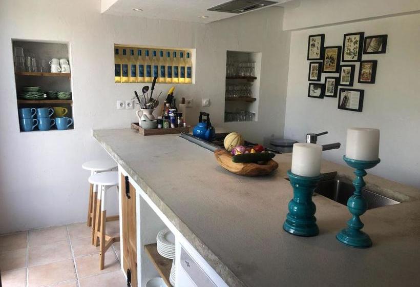 Quiet Villa Near The Beach At Fr Jus