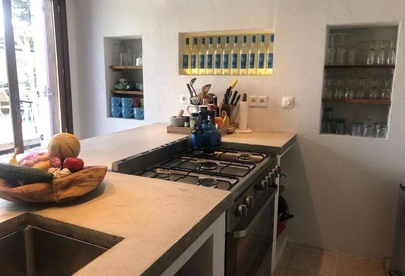 Quiet Villa Near The Beach At Fr Jus