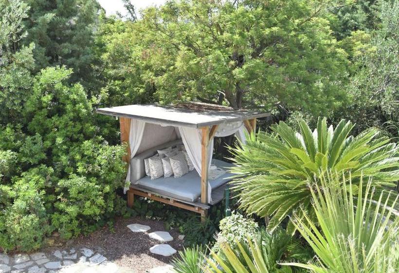 Quiet Villa Near The Beach At Fr Jus