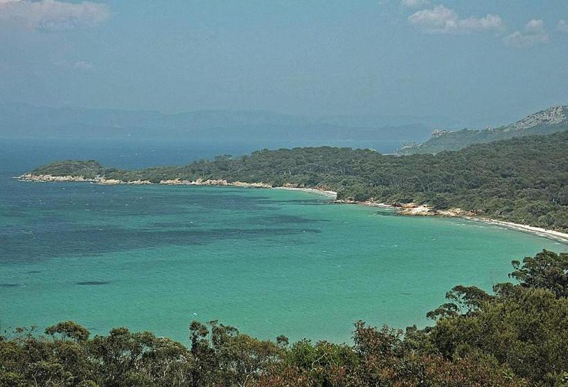 Quiet Villa Near The Beach At Fr Jus