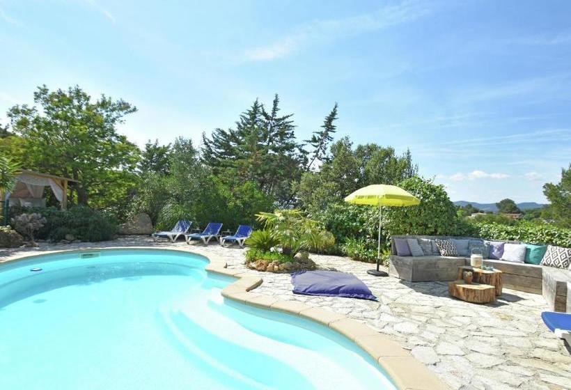 Quiet Villa Near The Beach At Fr Jus